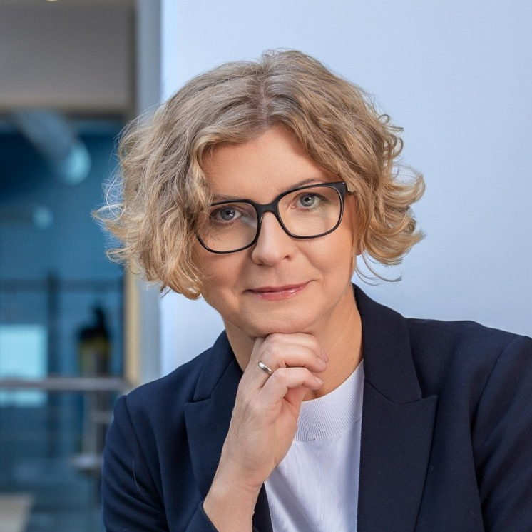 Prof. dr.hab. n. farm. Ewa Balcerczak